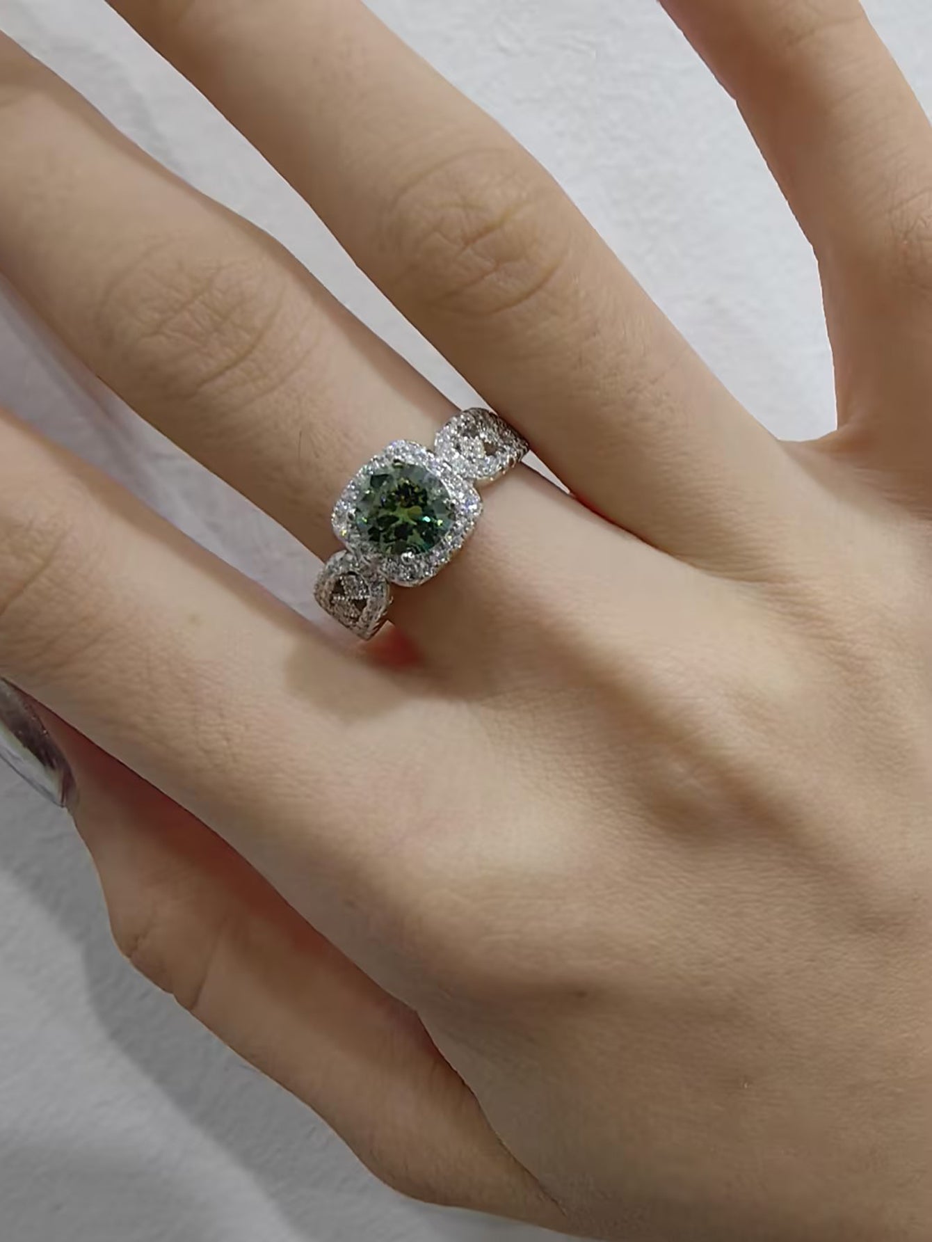 Verdandi Jewelry 1 CTW "Clover" Green Moissanite Ring - GRA Certified