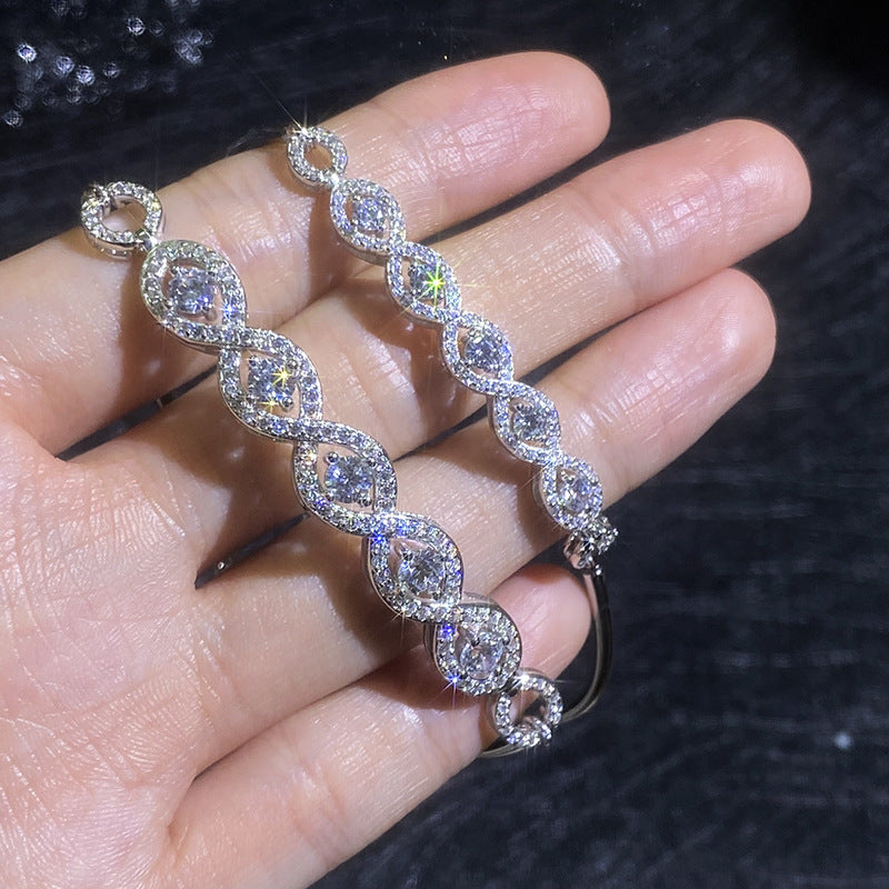 Verdandi Jewelry 1.5 Carat "Infinity" Bracelet - GRA Certified Moissanite